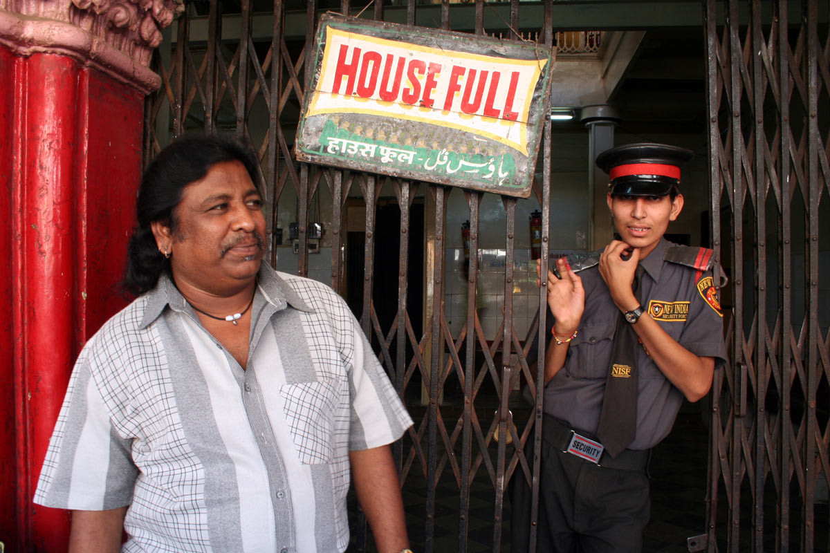 <span style="color:white">Roshan, Mumbai, 2007</span>